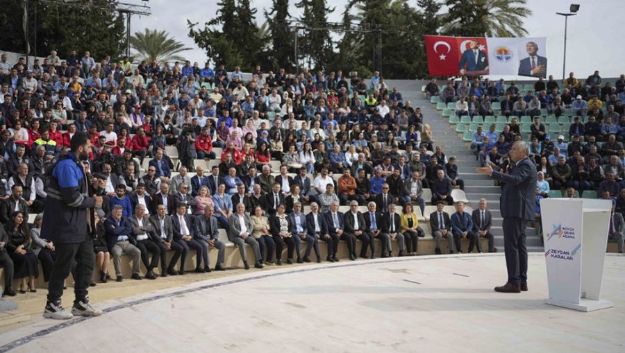 Başkan Karalar, Büyükşehir çalışanlarının bayramını kutladı