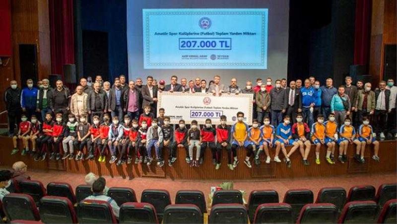 Seyhan Belediyesi’nden, amatör futbol kulüplerine 207 bin TL