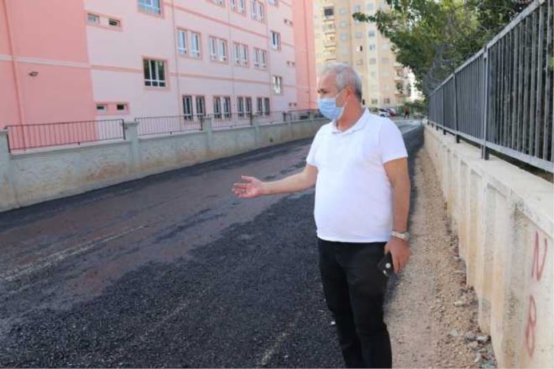 Kozan Belediyesi yol asfaltlama çalışması