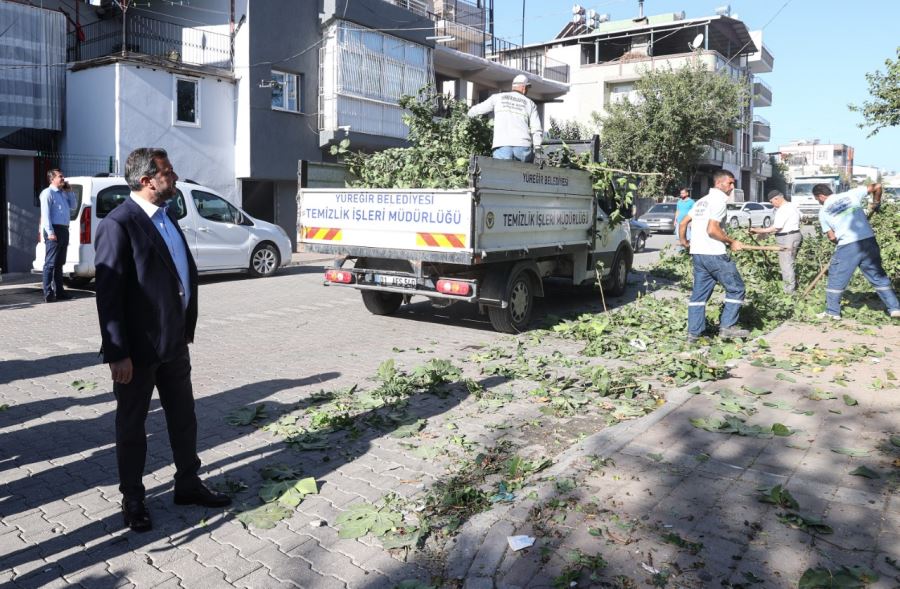 YÜREĞİR’DE GENİŞ KAPSAMLI TEMİZLİK ÇALIŞMASI