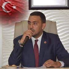 AKP CEYHAN İLÇE BAŞKANI SAMİ ÖZSOY’UN ELEŞTİRİLERE TAHAMMÜLÜ YOK 