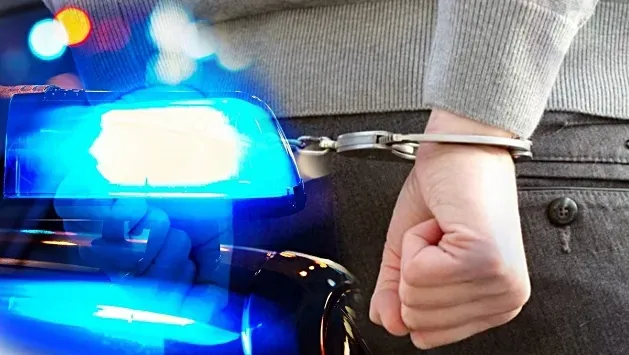 Firari hükümlüyü almak isteyen polise saldırı