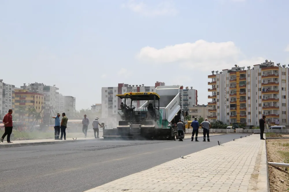 Ceyhan’da Yeni Açılan Cadde Asfaltlandı