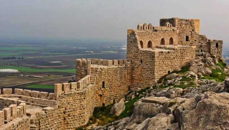 Adana’nın Gizemli Hazinesi: Efsanelerle Dolu Kale