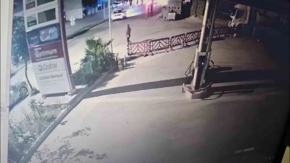 Ceyhanda bir çocuk annesi ayrıldığı eşini ayağından vurdu