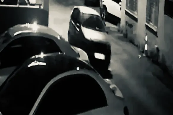 Mekan Çıkışı Otoparkta Araba Çaldı