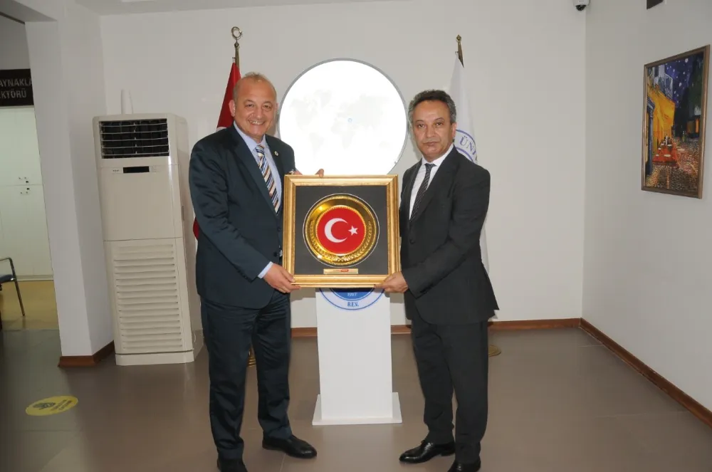 Diplomalı Müteahhitleri Önemsiyoruz”