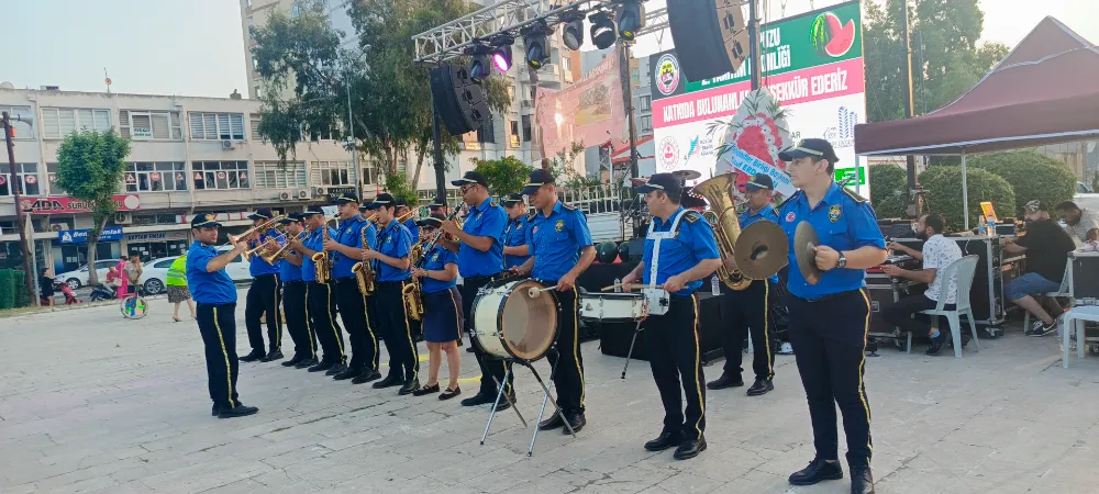Ceyhan Karpuz Festivali Renkli Görüntülere Sahne Oldu