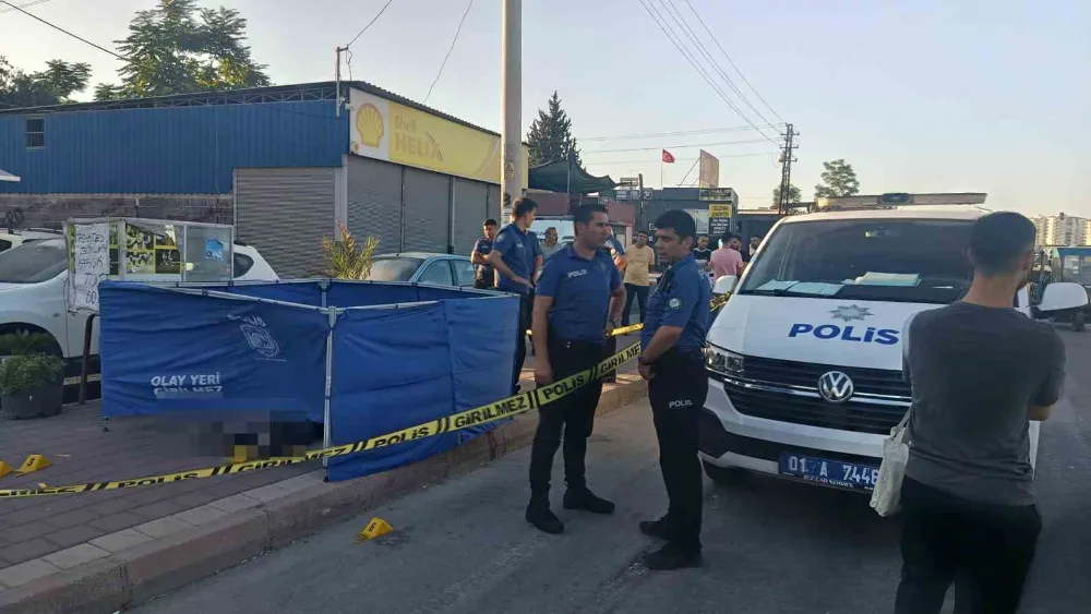 Eşinden boşanmasından sorumlu tuttuğu kadını yaraladı ardından intihar etti  A