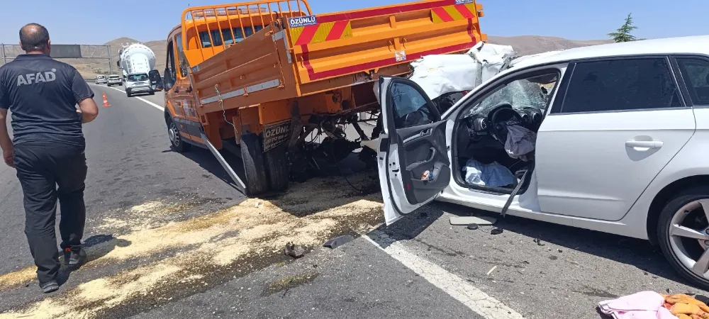 Otoyolda feci çarpışma: 2’si ağır 6 yarali