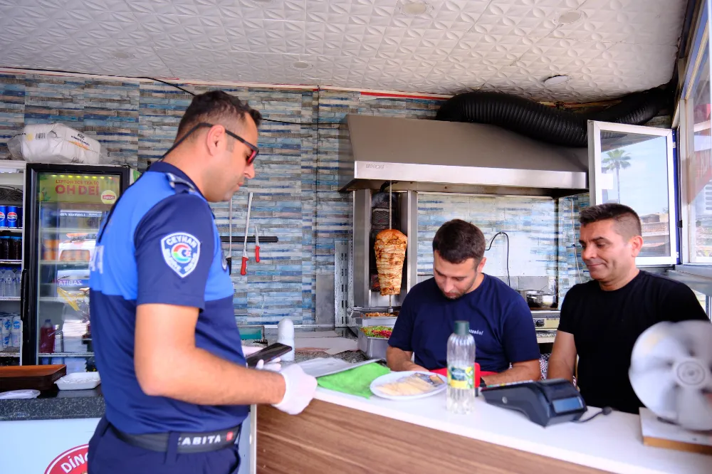 Ceyhan Belediyesi Zabıta Müdürlüğü’nden Gıda Güvenliği Denetimi