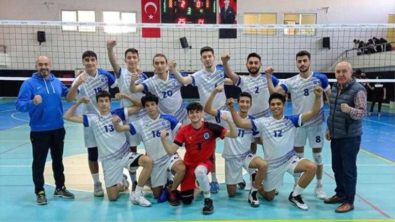 Seyhan’ın erkek voleybolcuları namağlup il birincisi oldu