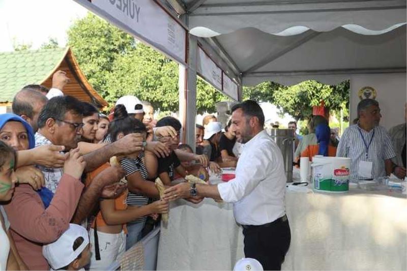 FESTİVALDE YÜREĞİR BELEDİYESİ STANDI DOLDU TAŞTI