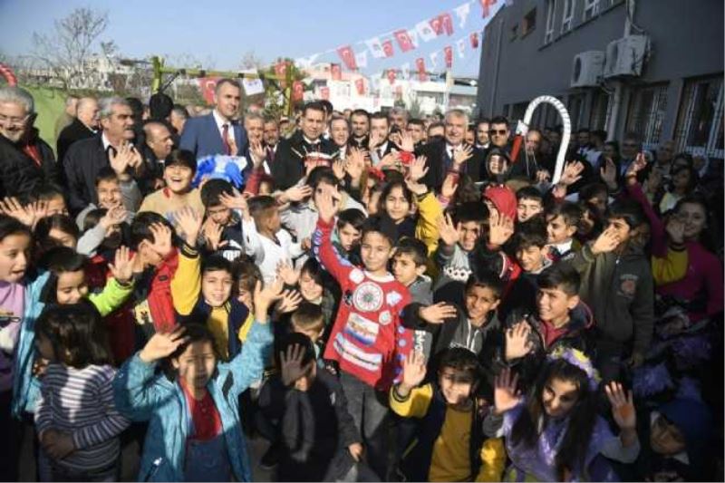 ADANANIN İLK GERİ DÖNÜŞÜM PARKI CEYHANDA AÇILDI