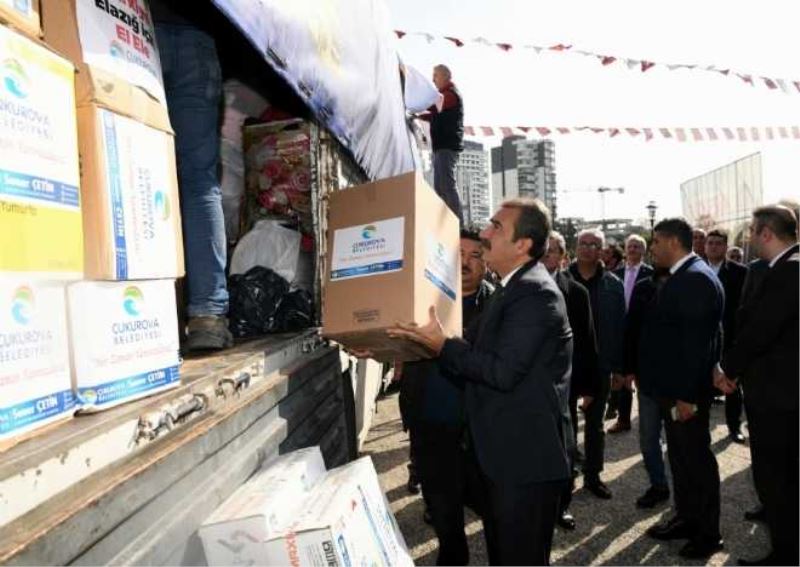 Yardım TIRını Başkan Soner Çetin uğurladı