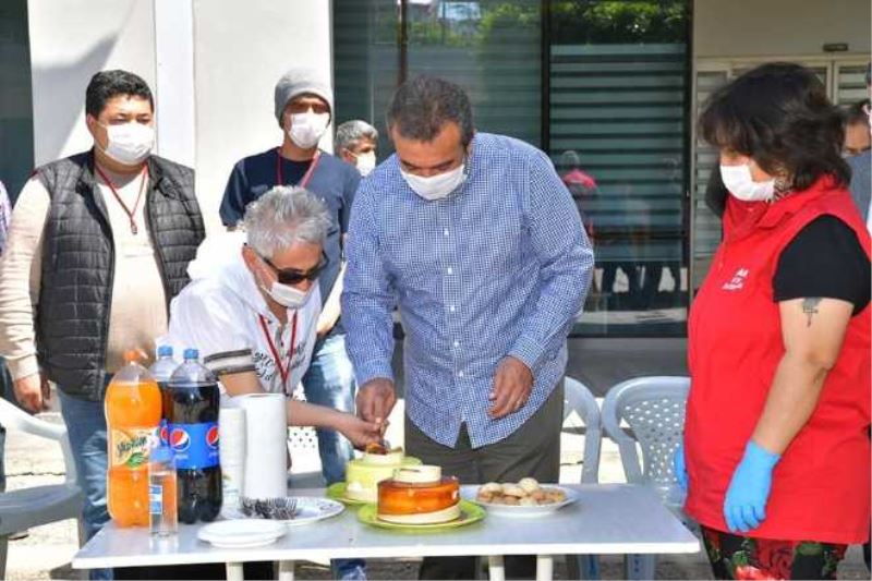 Soner Çetinden personele teşekkür