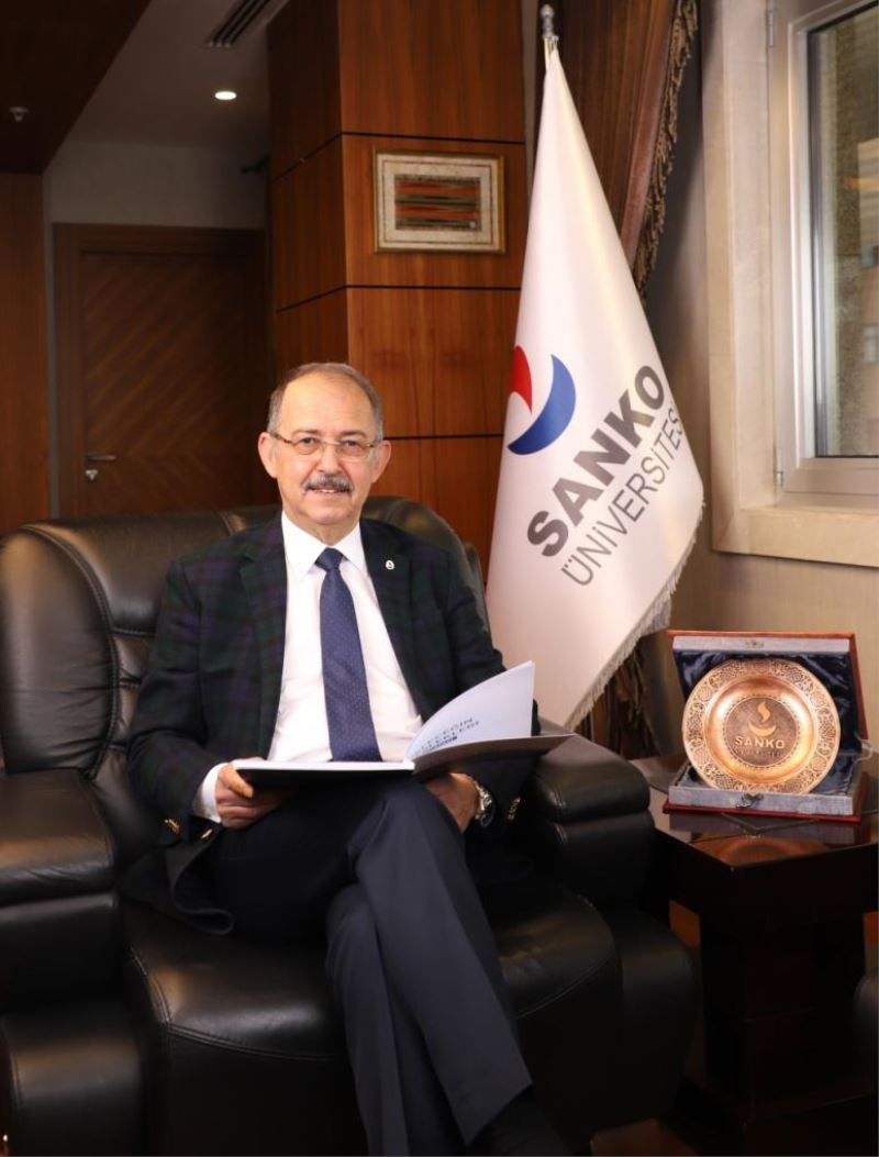 -SANKO ÜNİVERSİTESİ REKTÖRÜ PROF. DR. DAĞLI:  -“KADINLAR, YAŞAMIN KAYNAĞI, RENKLERİ VE DEĞERLERİDİR”